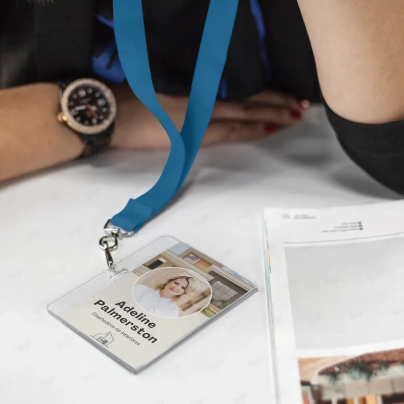 Servicio de Impresión de Carnet para Identificación de Personal - Carnets de PVC - SIGO Expertos en Impresión Digital Guatemala