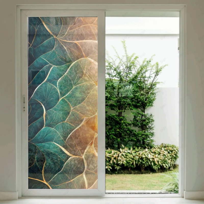 Sandblast impreso aplicado en vidrio con decoración personalizada.
