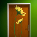 Vinil impreso aplicado en madera con decoración personalizada.