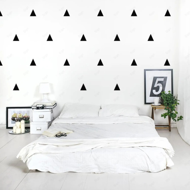 vinil impreso y troquelado aplicado en pared con decoración personalizada.