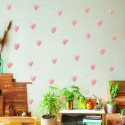 vinil impreso y troquelado aplicado en pared con decoración personalizada.