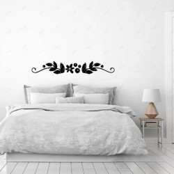 vinil impreso y troquelado aplicado en pared con decoración personalizada.