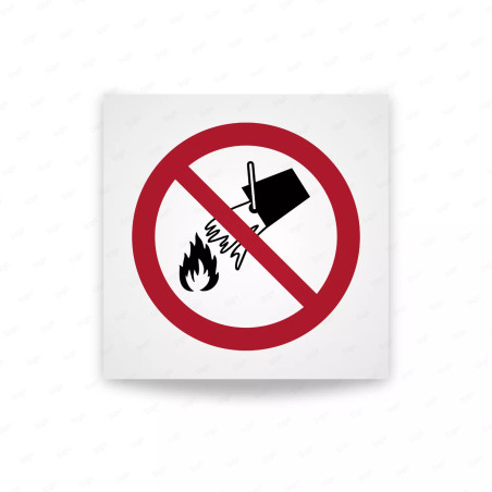 Rotulo prohibicion - Prohibido extinguir con agua|Cod. P00 ISO 7010