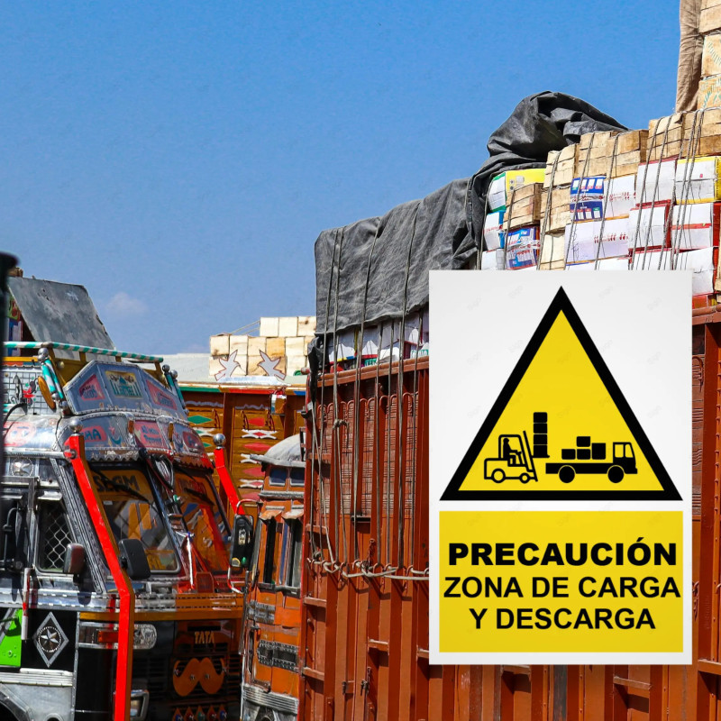 ‣ Rótulo Atención: Precaución Zona Carga... | SIGO