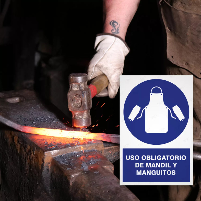 ‣ Rótulo: Uso obligatorio mantil y maguitos | SIGO