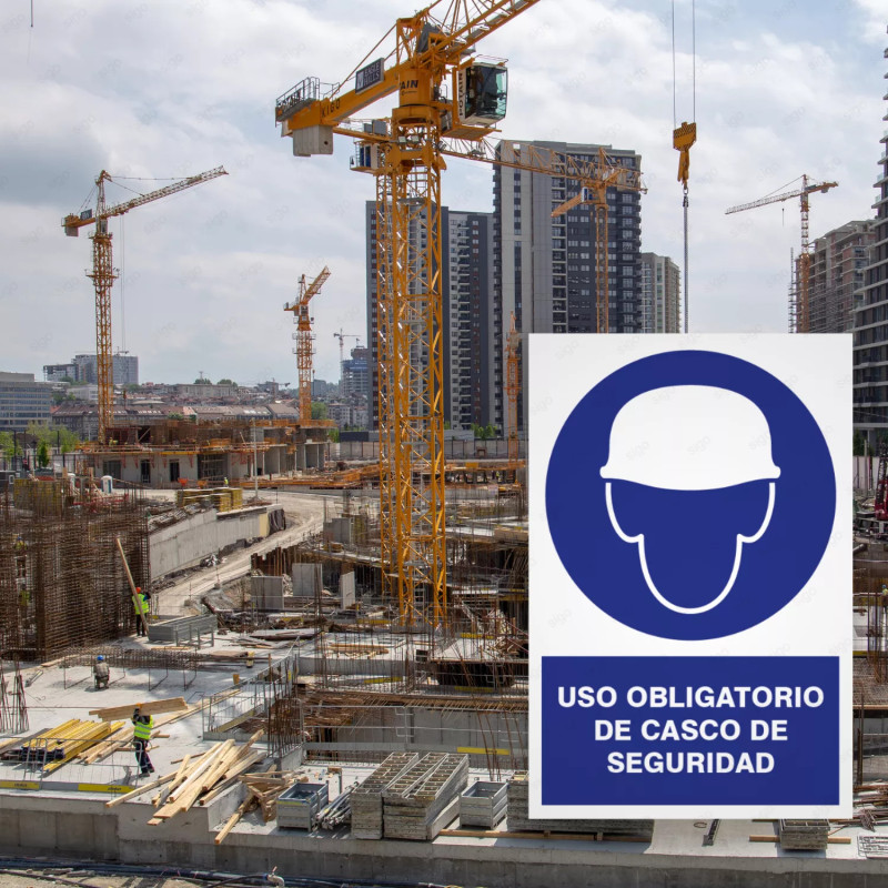 ‣ Uso obligatorio de casco - Rótulo de seguridad | SIGO