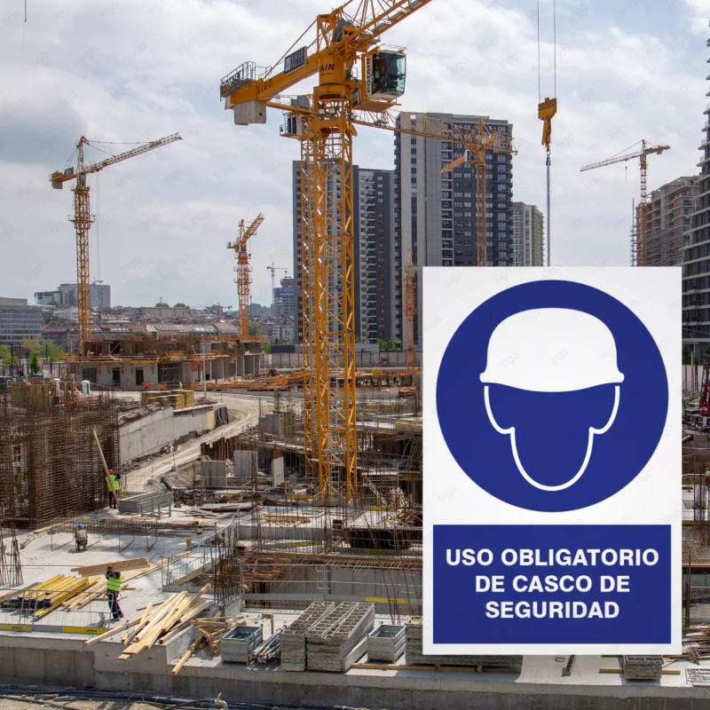 ‣ Uso obligatorio de casco - Rótulo de seguridad | SIGO