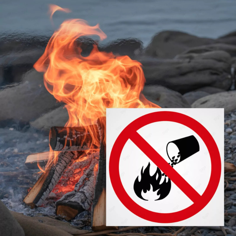 ‣ Rótulo Prohibición: No apagar con agua... | SIGO