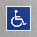 fotografia de Pintado Señal Estacionamiento Discapacitados