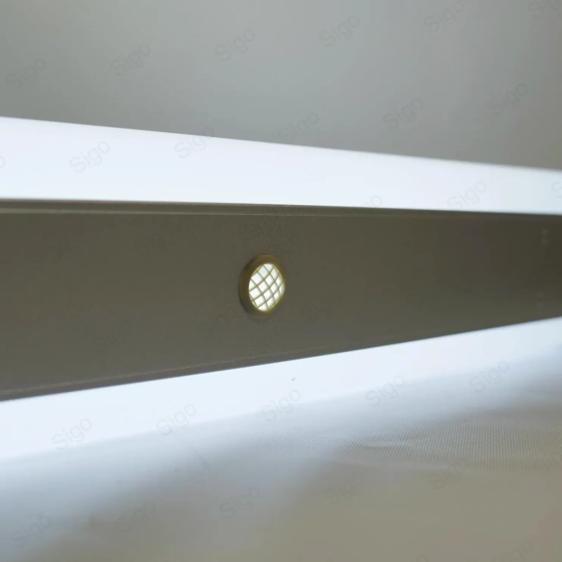 ‣ Caja de Luz Rectangular | Sigo